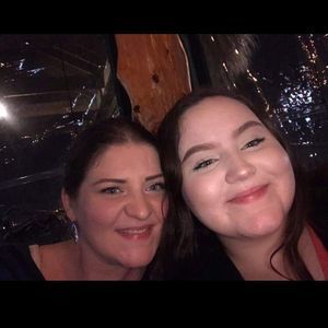 Meet your Posher, Mallory